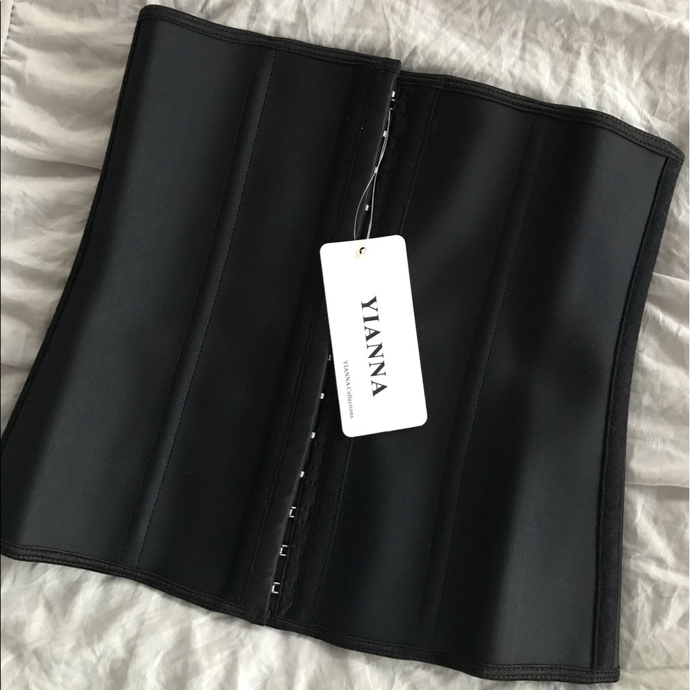 Waist cincher- corset-trainer